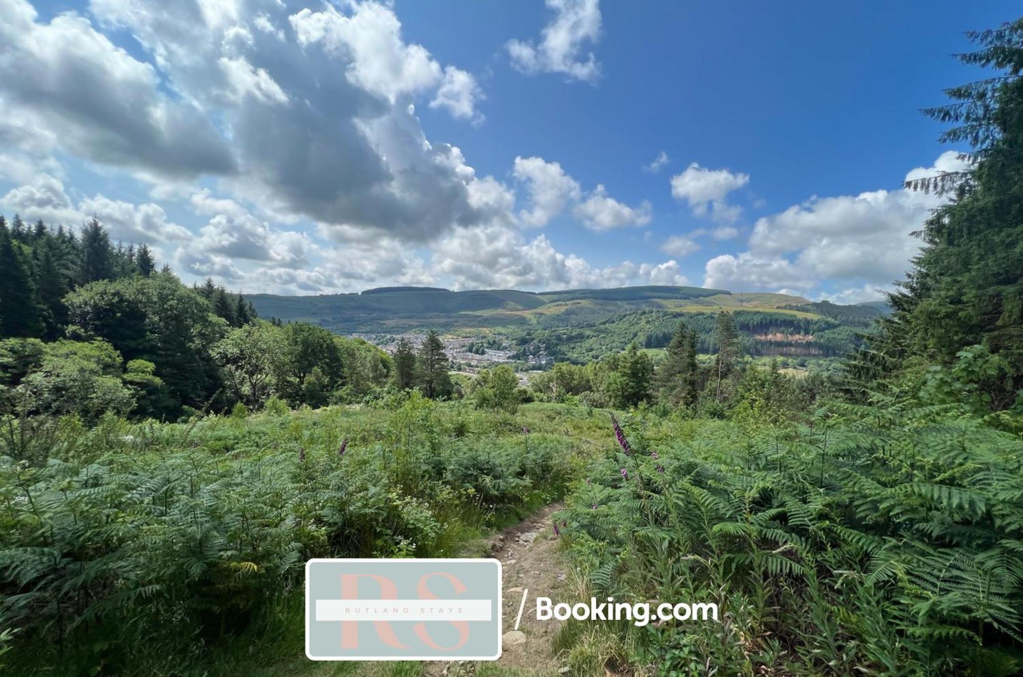 Contractors Accommodation South Wales By Rutland Stays Short Lets & Serviced Accommodation Pentre Treorky Εξωτερικό φωτογραφία